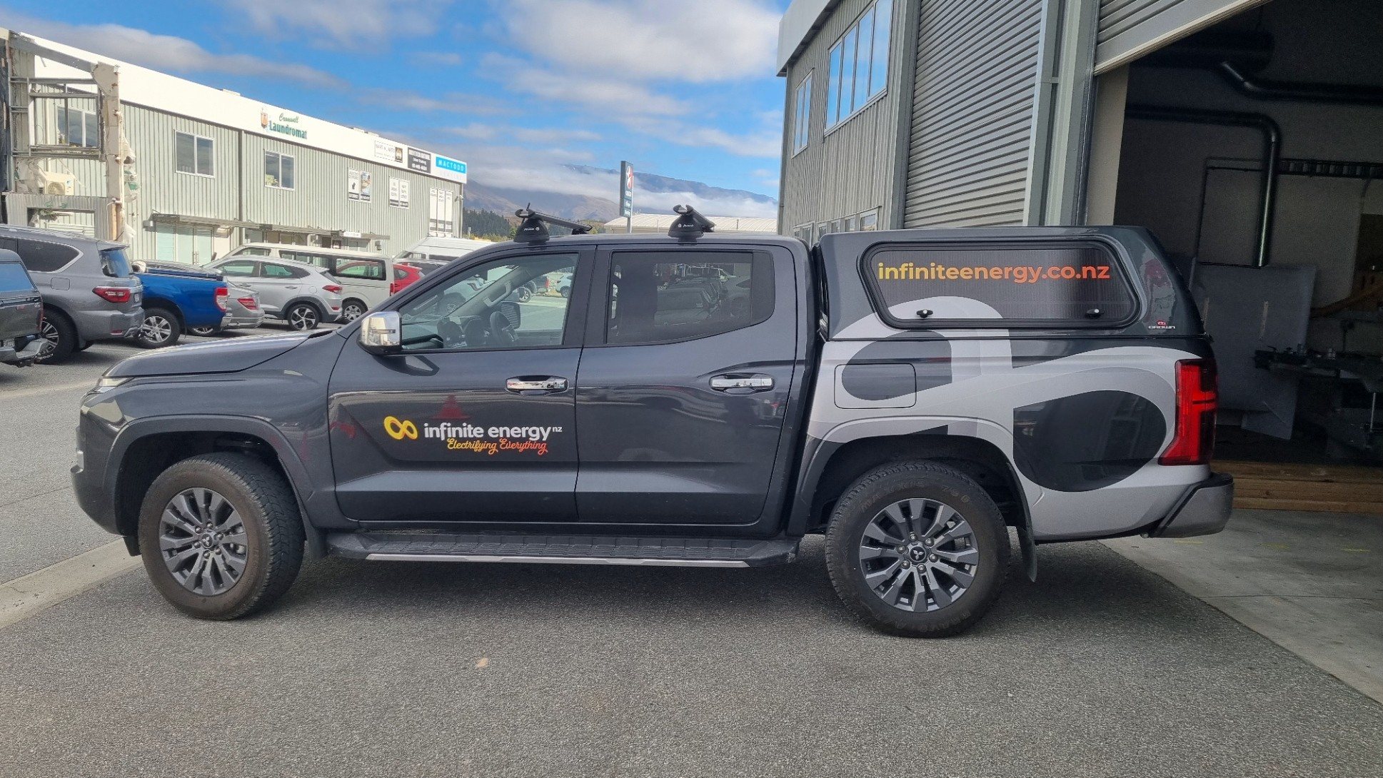 Infinite Energy ute graphics